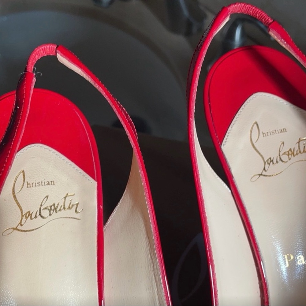 Louboutin red peep toe - Picture 5 of 12